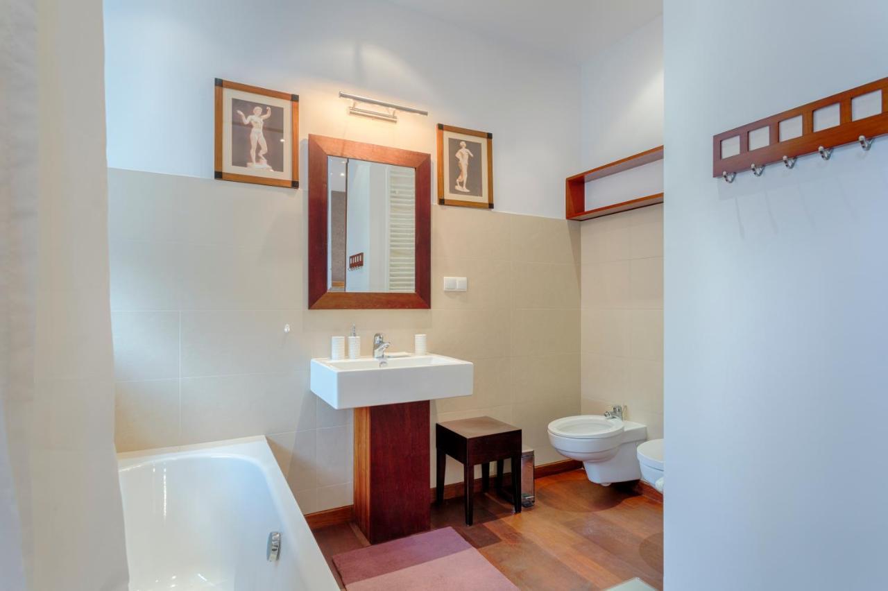 Tyzenhauz Apartments Krowoderska Street Krakow Dış mekan fotoğraf