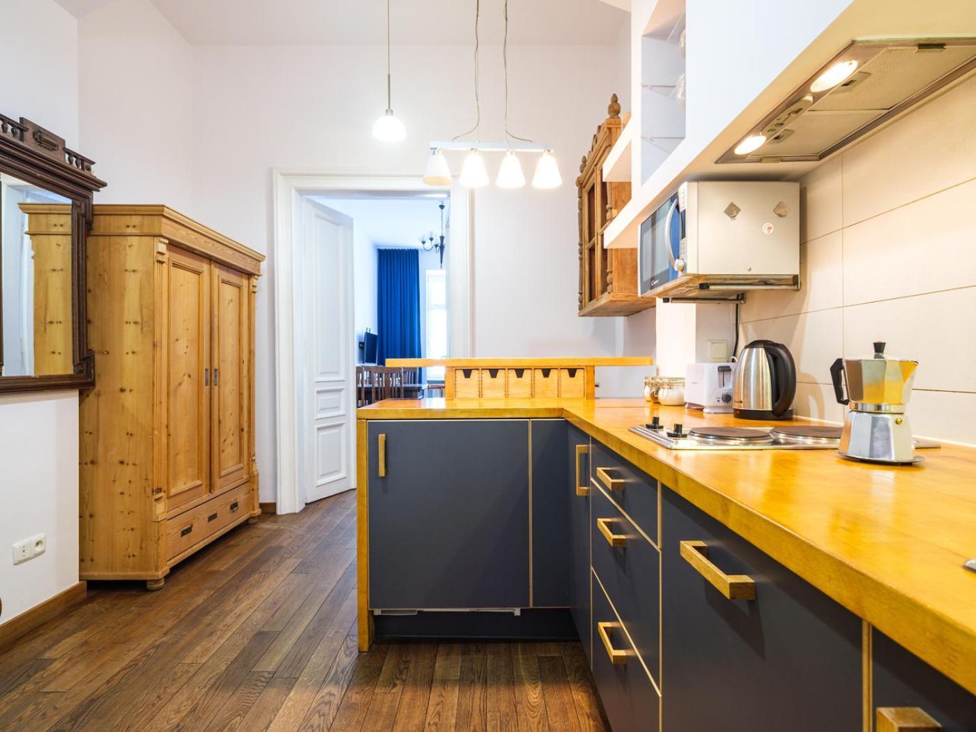 Tyzenhauz Apartments Krowoderska Street Krakow Dış mekan fotoğraf