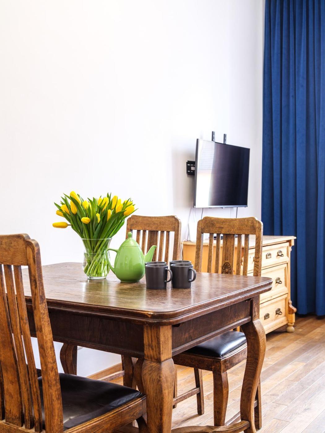 Tyzenhauz Apartments Krowoderska Street Krakow Dış mekan fotoğraf